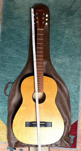 ältere gitarre - 7/8,